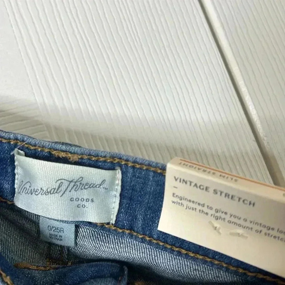 Universal Thread Jeans Womens High Rise Slim Straight Denim Size 2 - Picture 7 of 12